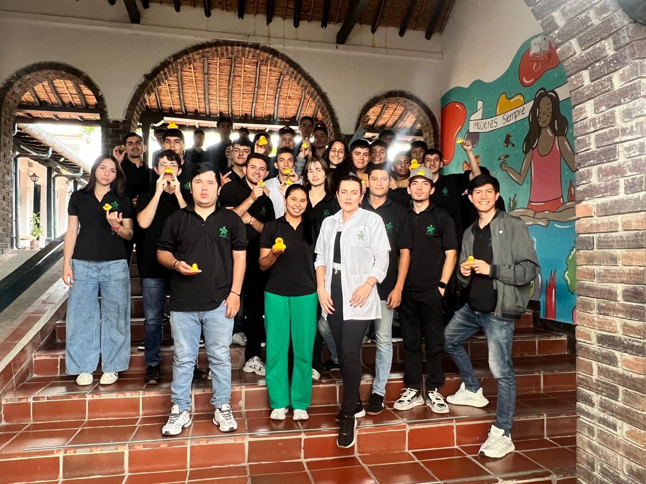 Equipo de programación trabajando